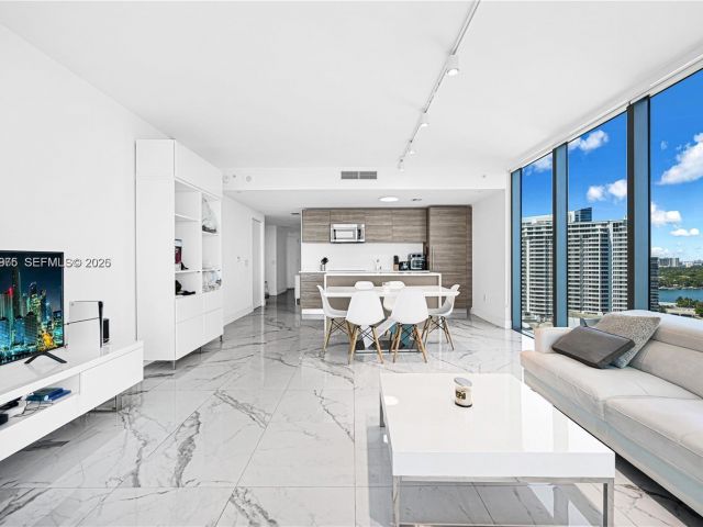 Квартира в аренду номер2007 - фото 7494696