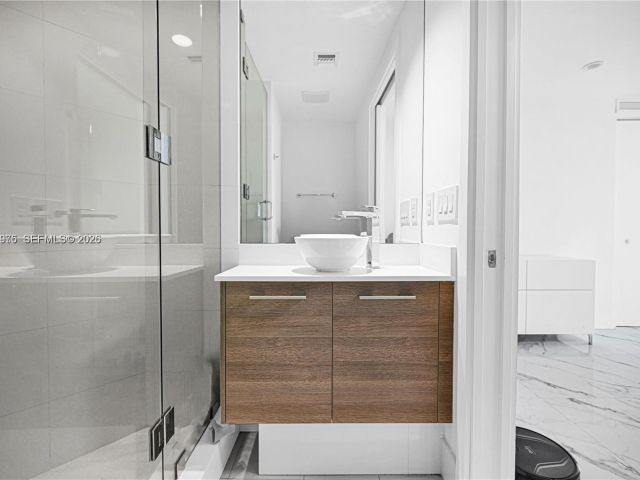 Квартира в аренду номер2007 - фото 7494705