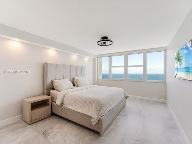 Квартира в аренду номер2406 - фото 7513895