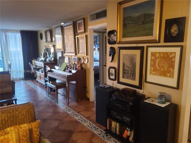 Продажа квартиры #1812 - фото 7515617