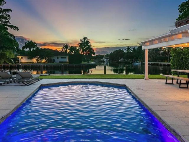 Дом в аренду по адресу 524 Oleander Dr - фото 7462275