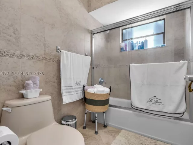 Продажа дома по адресу 9911 SW 136th Ct - фото 8926872