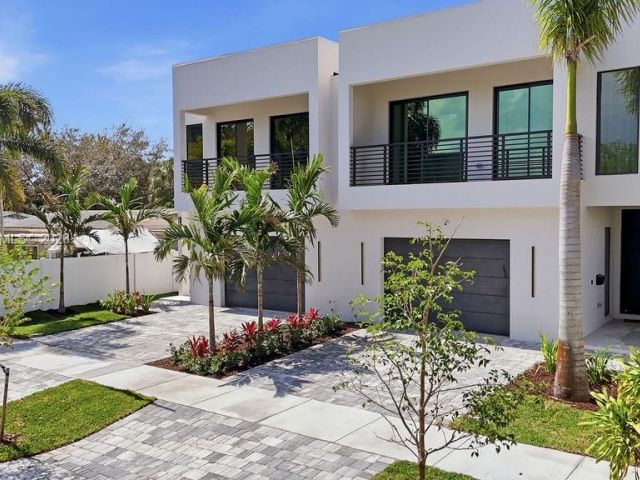 Продажа дома по адресу 1135 NE 11th Ave - фото 7504551