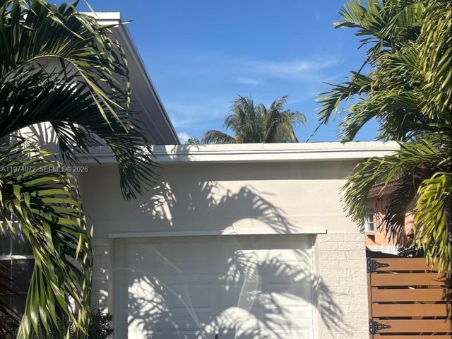 Дом в аренду по адресу 9048 Carlyle Ave - фото 7467124