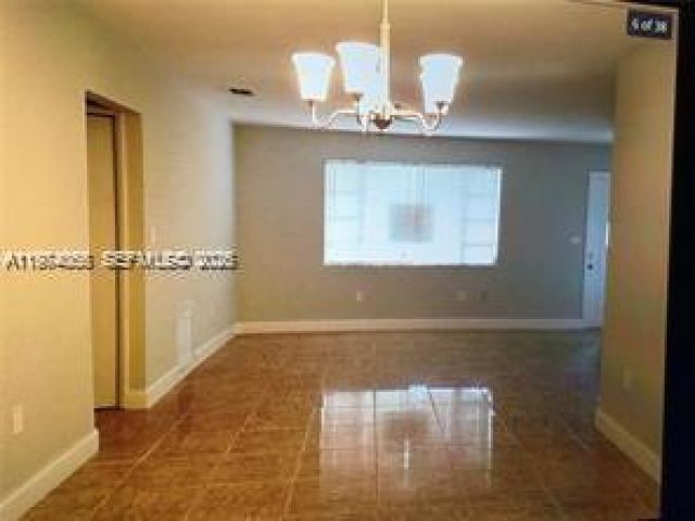 Продажа дома по адресу 121 NW 188th St - фото 7528734