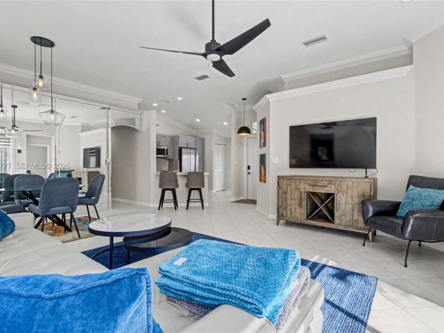 Продажа дома по адресу 1110 Lemonwood St - фото 7512995