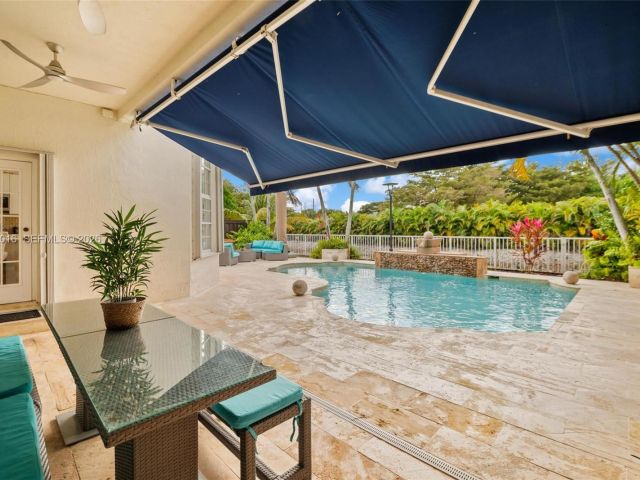 Продажа дома по адресу 5186 NW 106th Ave - фото 7535648