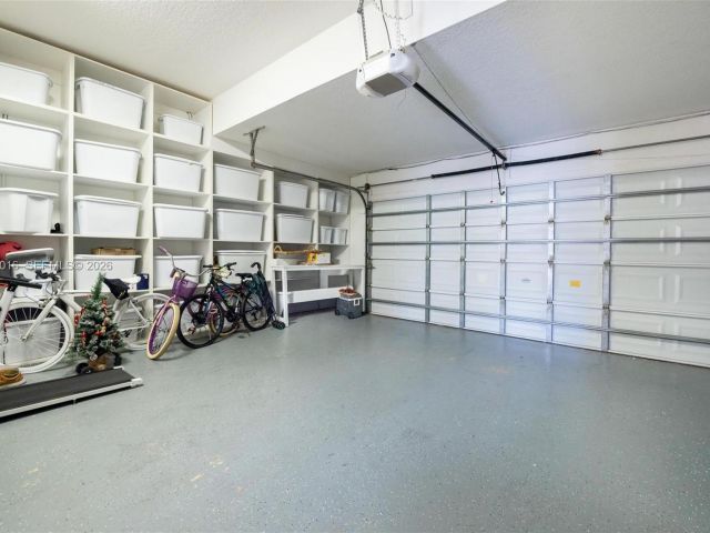 Продажа дома по адресу 5186 NW 106th Ave - фото 7535653