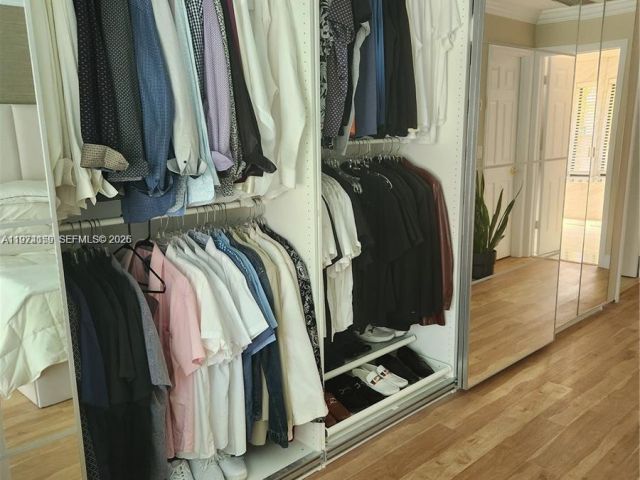 Продажа дома по адресу 2900 NW 25th Way - фото 7453395