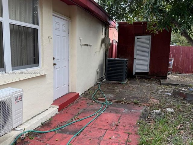 Продажа дома по адресу 130 NW 124th St - фото 7475735