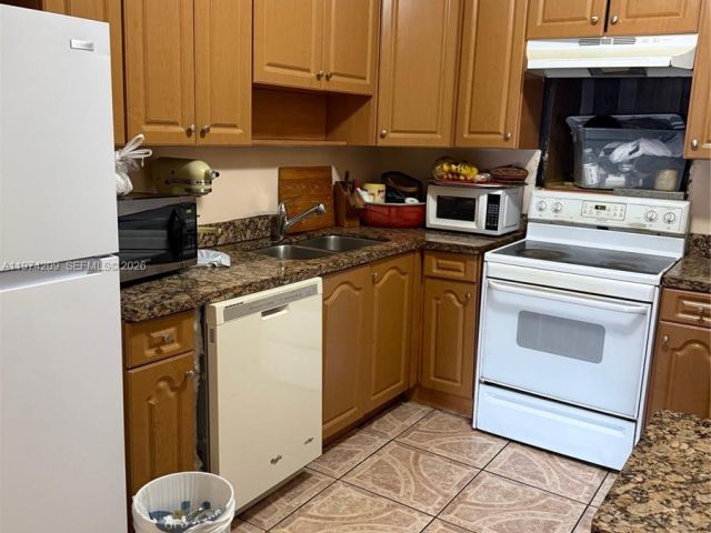 Продажа дома по адресу 130 NW 124th St - фото 7475738