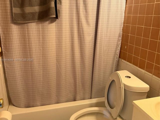 Продажа дома по адресу 130 NW 124th St - фото 7475743