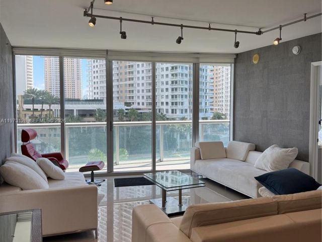 Квартира в аренду номер619 - фото 7529256