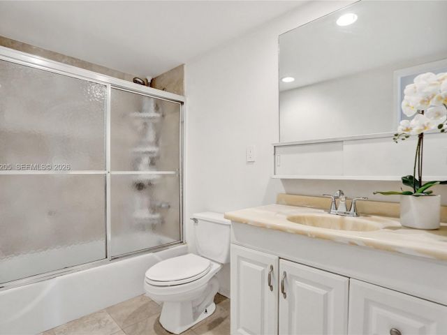 Продажа квартиры #718 - фото 7513638