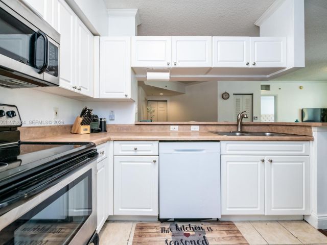 Продажа квартиры #4311 - фото 7512707