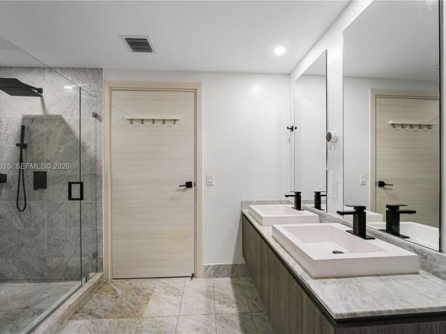 Продажа квартиры #3107 - фото 7452702