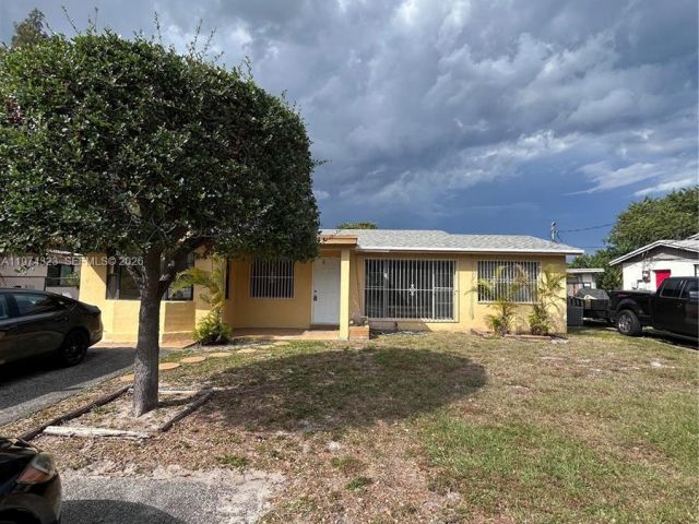 Дом в аренду по адресу 91 NE 6th Ct 0 - фото 7450498