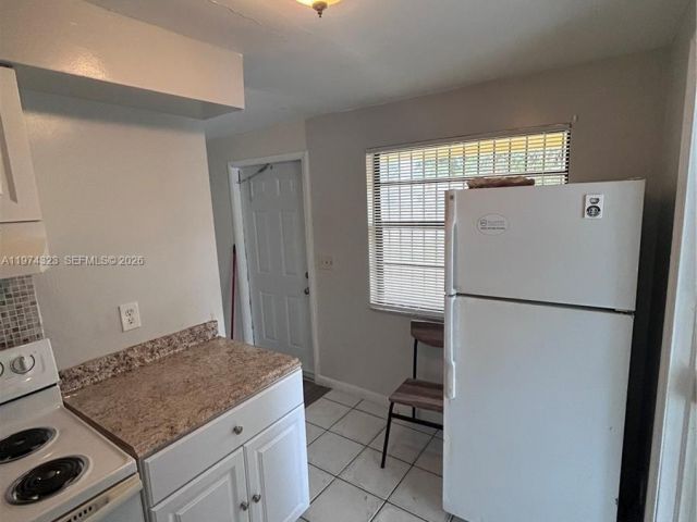 Дом в аренду по адресу 91 NE 6th Ct 0 - фото 7450503