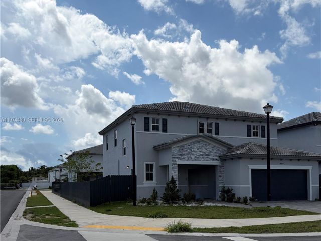 Продажа дома по адресу 14804 SW 162nd St - фото 7509167