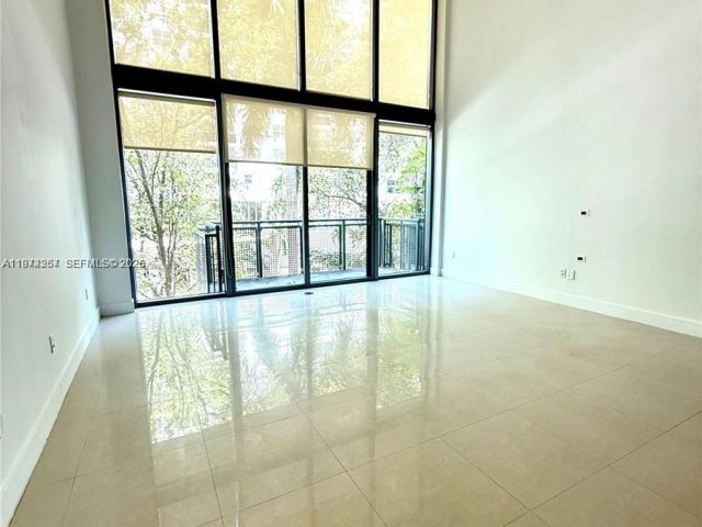 Продажа дома по адресу 6000 Collins Ave 313 - фото 7469222