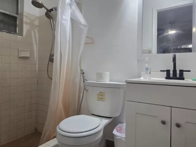 Продажа дома по адресу 565 NW 54th St - фото 7529292