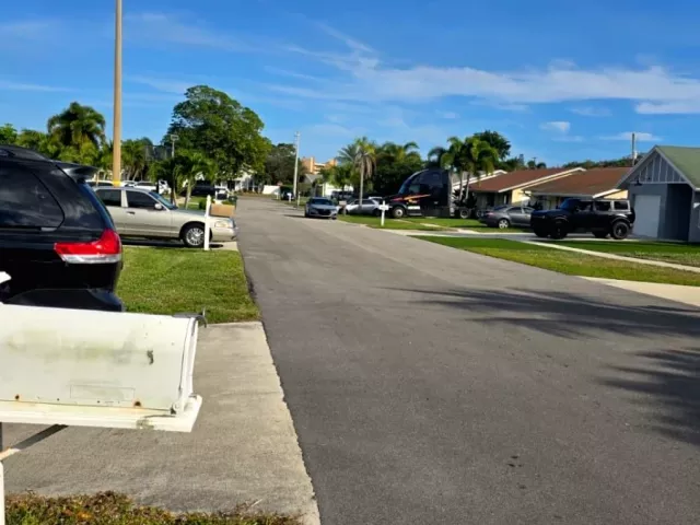 Продажа дома по адресу 565 NW 54th St - фото 7529282