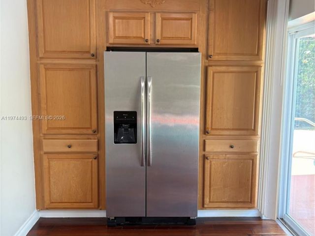 Дом в аренду по адресу 3617 Cleveland St - фото 7474551