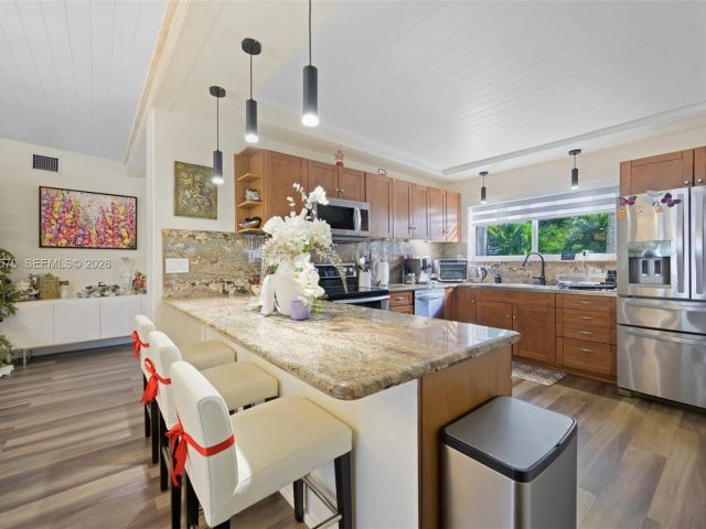 Дом в аренду по адресу 1935 Keystone Blvd 1935 - фото 7526511