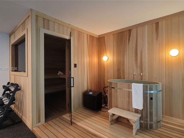 Дом в аренду по адресу 1510 W 23rd St - фото 7469156