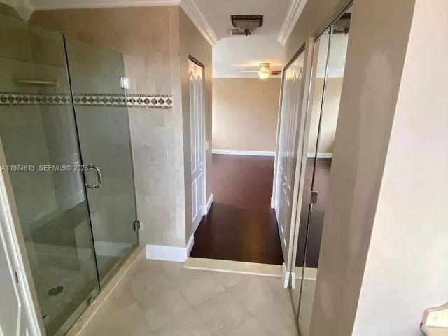 Дом в аренду по адресу 13851 SW 38th Ln - фото 7466226