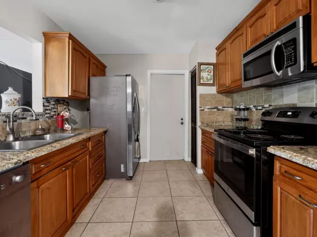 Продажа дома по адресу 9522 Affirmed Ln - фото 7532530