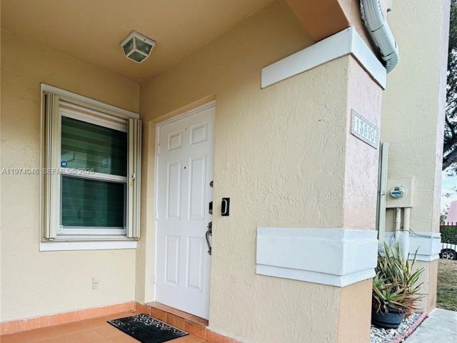 Продажа дома по адресу 13890 SW 64th St - фото 7522268