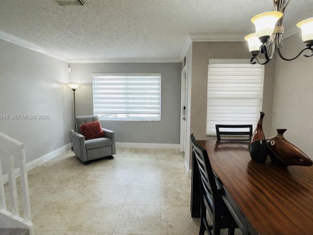 Продажа дома по адресу 13890 SW 64th St - фото 7522269