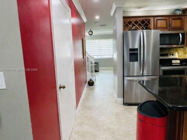 Продажа дома по адресу 13890 SW 64th St - фото 7522270