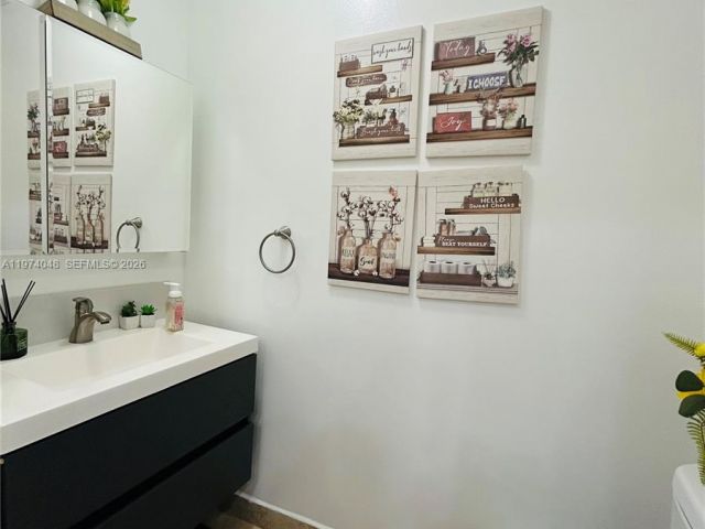 Продажа дома по адресу 13890 SW 64th St - фото 7522275