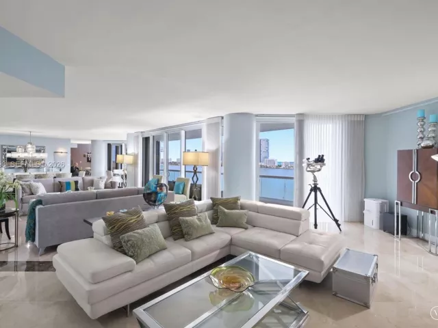 Продажа квартиры #1006 - фото 7488691