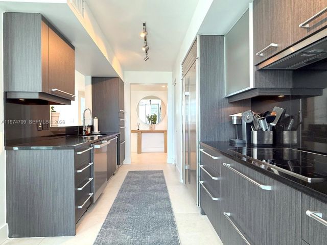 Продажа квартиры #2002 - фото 7511720