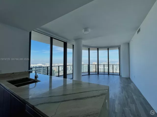 Квартира в аренду номер5309 - фото 7452378