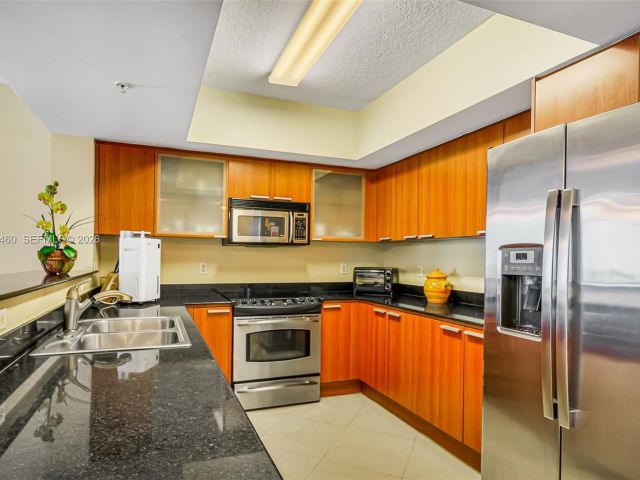 Квартира в аренду номер3605 - фото 7518013