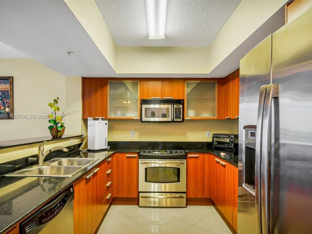 Квартира в аренду номер3605 - фото 7518015