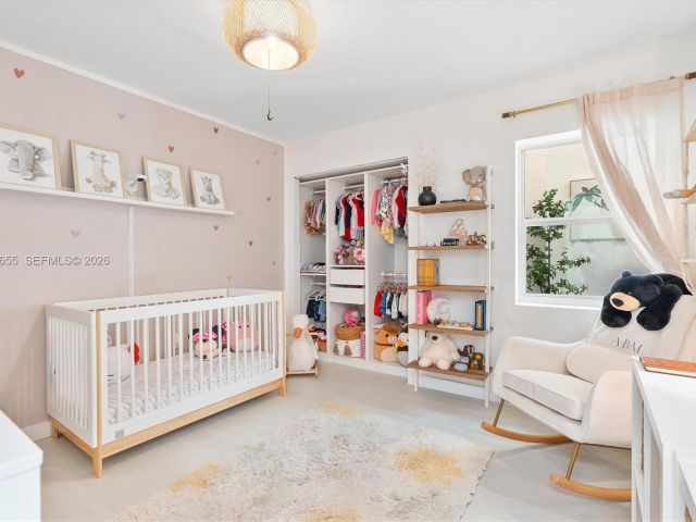 Продажа дома по адресу 20345 NE 10th Ct - фото 7531737