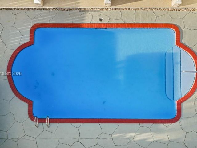 Продажа дома по адресу 13170 SW 20th St - фото 7515416