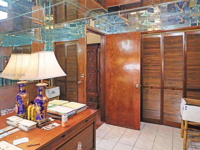 Продажа дома по адресу 1727 SW 11th Ter - фото 7518232