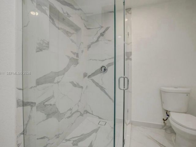 Дом в аренду по адресу 1101 NW 14th Ct - фото 7483111