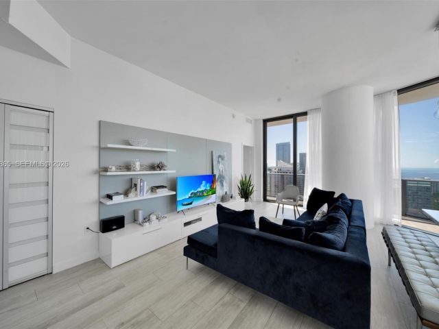 Продажа квартиры #4406 - фото 7522439