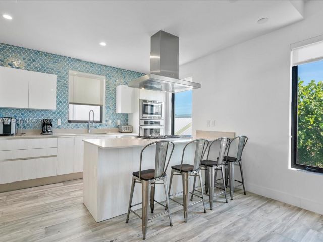 Дом в аренду по адресу 332 Balboa St - фото 7474513