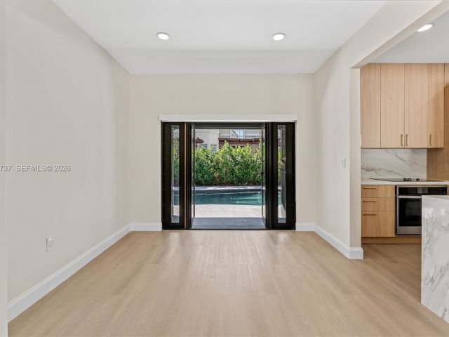 Продажа дома по адресу 4144 Alton Rd - фото 7468759