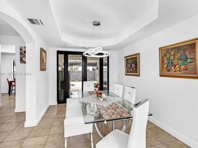 Продажа дома по адресу 16610 SW 57 LN - фото 7525743