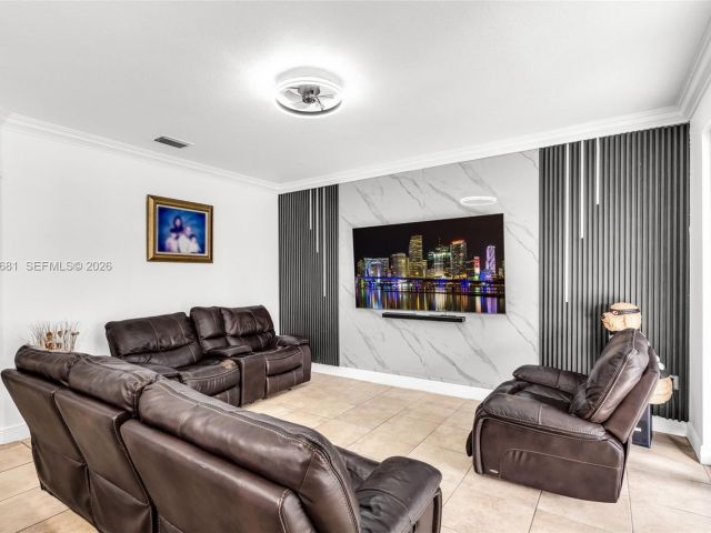 Продажа дома по адресу 16610 SW 57 LN - фото 7525749