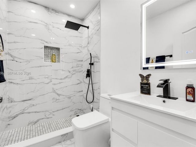 Продажа дома по адресу 16610 SW 57 LN - фото 7525752